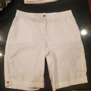 Chico White Bermuda short size 1